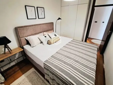 Rent, one bedroom apartment, 47m², Vezirov Most, Podgorica - image 6