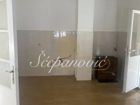 Prodaja, kuća, 150m², Centar, Novi Sad - image 5