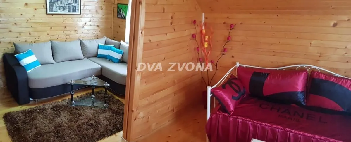 Prodaja, kuća, 254m², Veternik, Novi Sad Sve Podlokacije