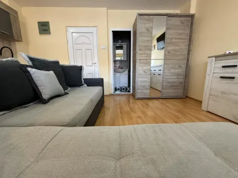 Izdavanje, jednosoban stan, 25m², Niš, Srbija - image 4