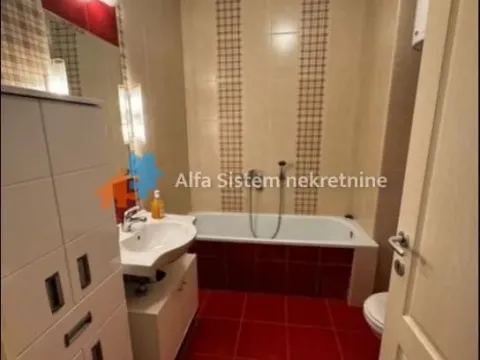 Izdavanje, četvorosoban stan, 85m², Čubura, Beograd - image 13