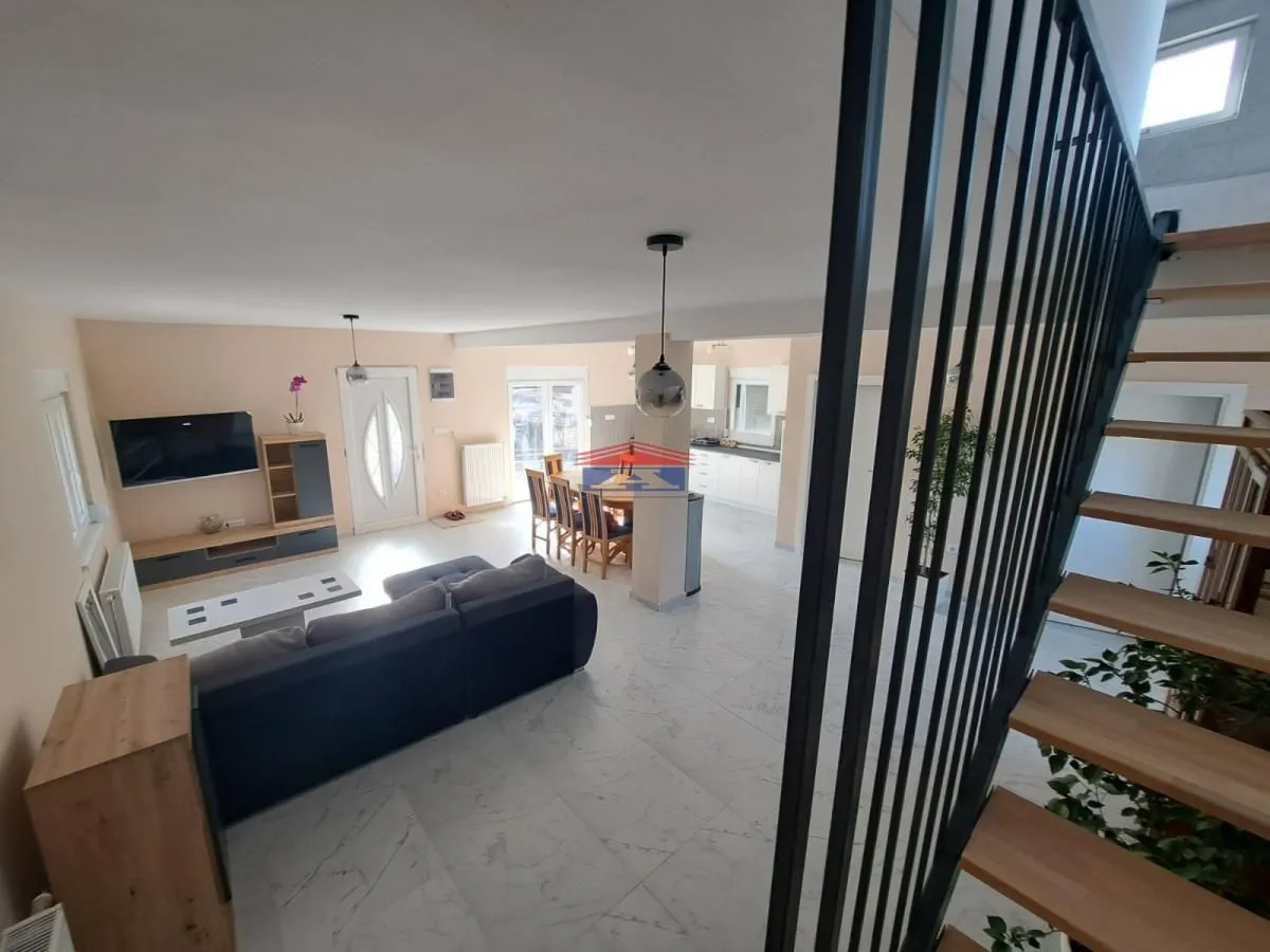 Prodaja, kuća, 120m², Kamenjar, Novi Sad Sve Podlokacije