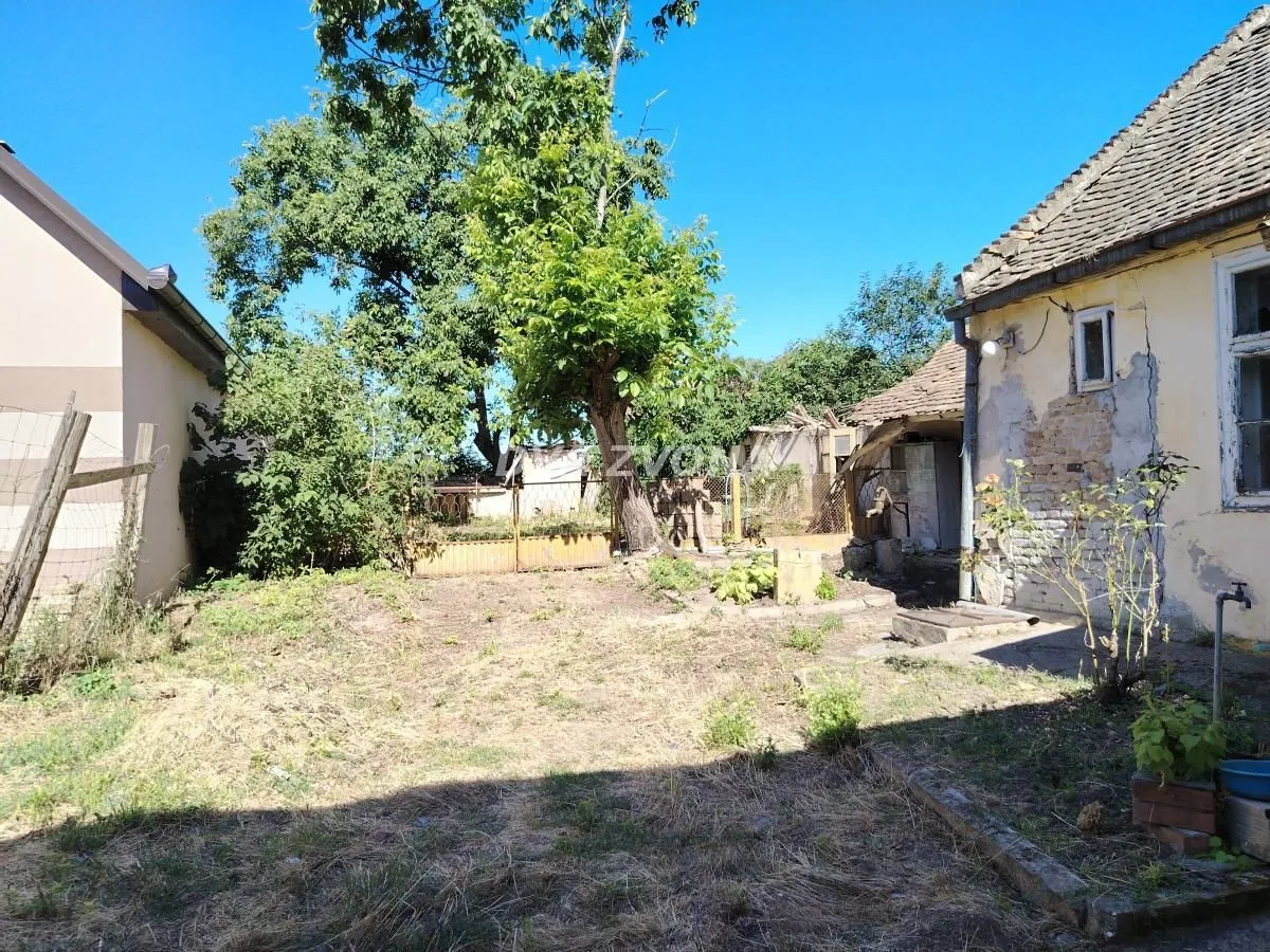 Prodaja, kuća, 232m², Krčedin, Inđija