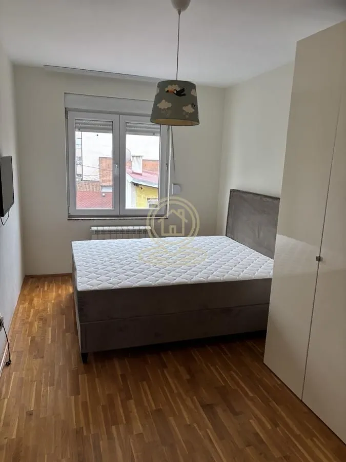 Izdavanje, dvosoban stan, 55m², Voždovac Sve Podlokacije, Beograd