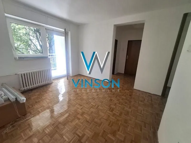 Izdavanje, dvosoban stan, 46m², Centar, Novi Sad