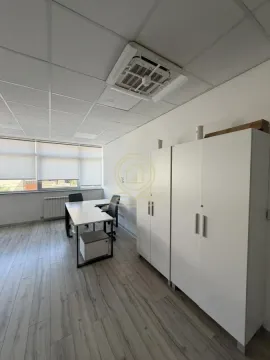 Rent, office space, 110m², Čukarica, Beograd - image 3