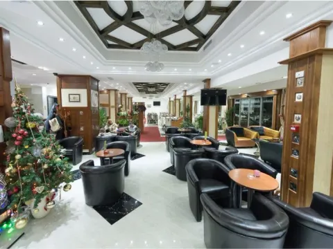 Prodaja, ugostiteljski objekat, 7500m², Centar, Zlatibor - image 4