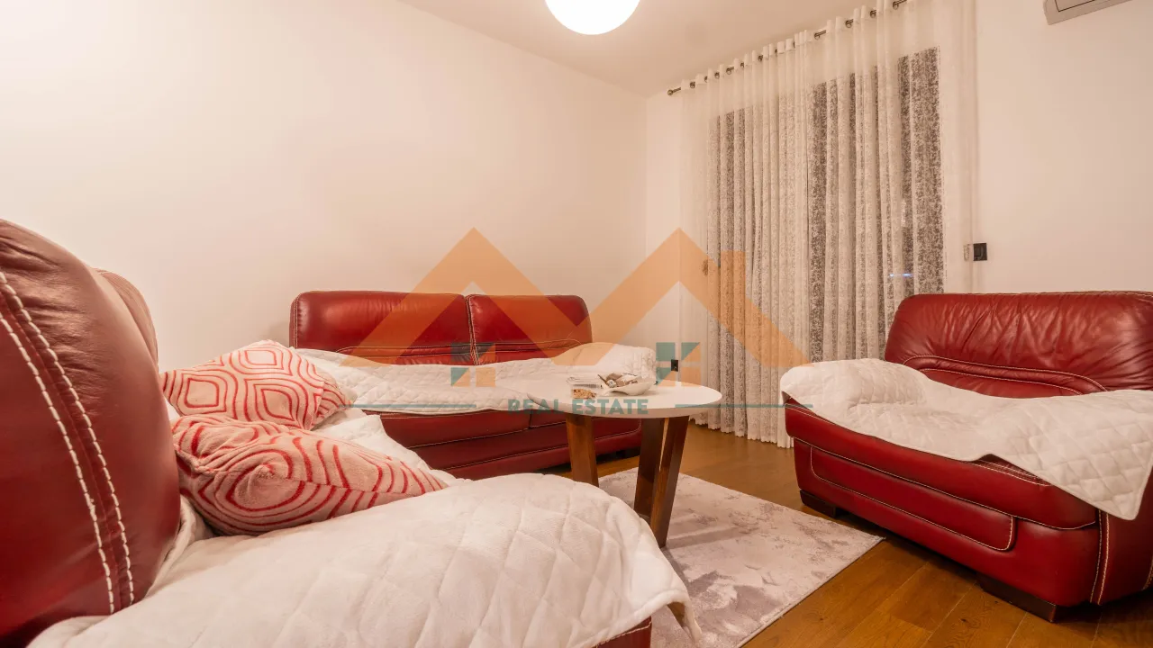 Izdavanje, kuća, 48m², Ljubović, Podgorica