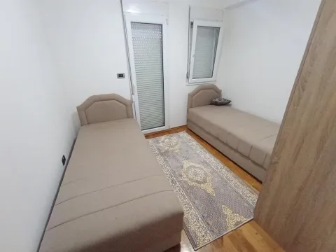 Izdavanje, trosoban stan, 90m², Podgorica, Crna Gora - image 8