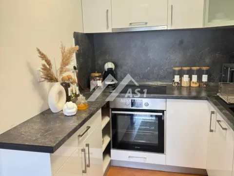 Izdavanje, dvosoban stan, 60m², Rotkvarija, Novi Sad Sve Podlokacije - image 2