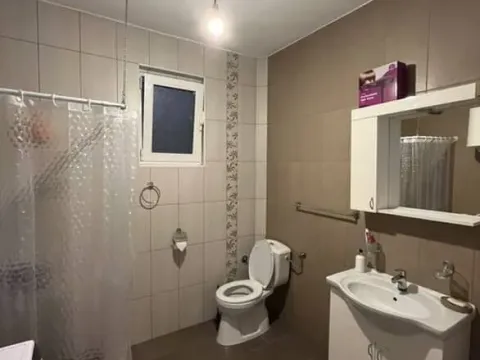 Izdavanje, dvosoban stan, 90m², Dalmatinska ulica, Podgorica - image 7