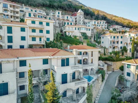 Prodaja, dvosoban stan, 92m², Kostanjica, Kotor - image 2