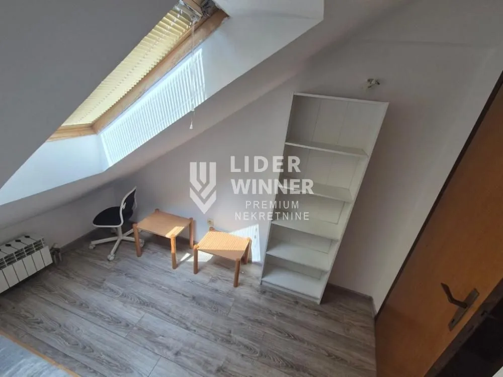 Izdavanje, trosoban stan, 65m², Julino Brdo, Beograd