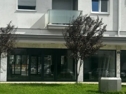 Rent, office space, 117m², Pobrežje, Podgorica - image 5