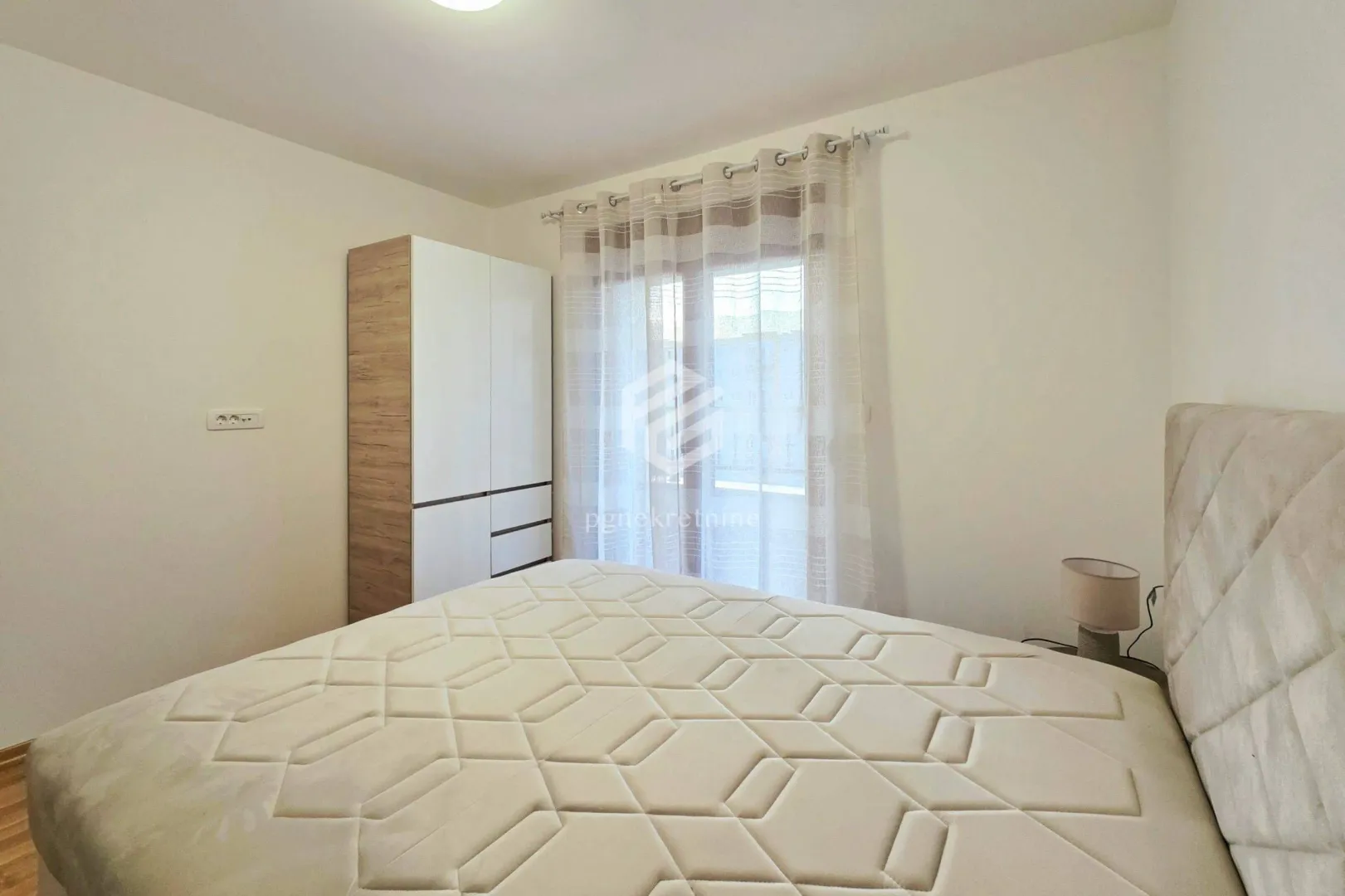 Rent, one bedroom apartment, 42m², Stari Aerodrom, Podgorica