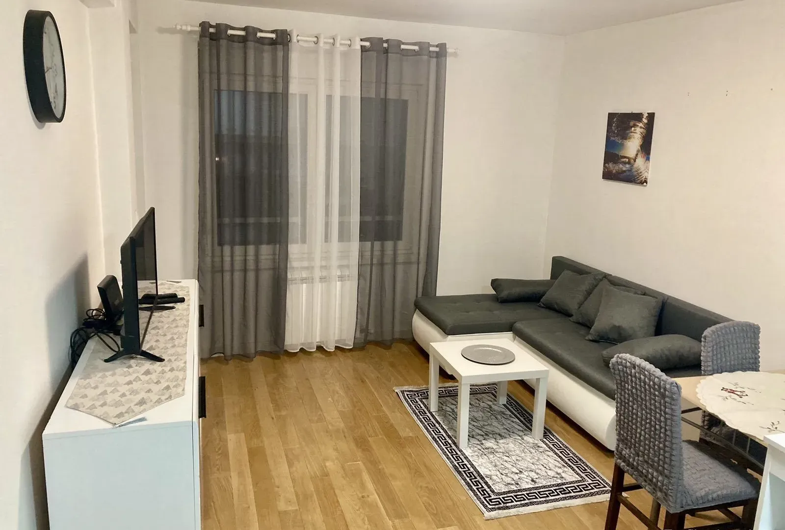Izdavanje, jednosoban stan, 44m², Zemun Sve Podlokacije, Beograd