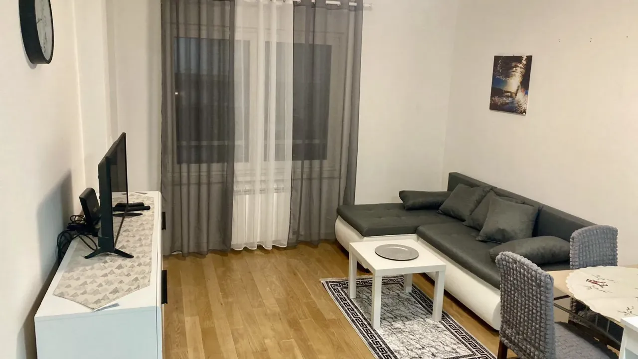 Rent, one bedroom apartment, 44m², Zemun Sve Podlokacije, Beograd