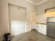 Izdavanje, četvorosoban stan, 123m², Centar, Novi Sad - image 19