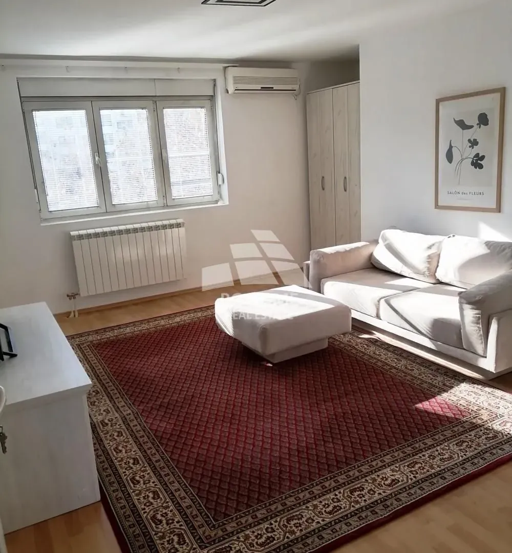 Rent, two bedroom apartment, 56m², Đeram Pijaca, Beograd