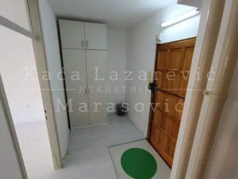 Izdavanje, jednosoban stan, 38m², Kalenić Pijaca, Vračar Sve Podlokacije - image 6