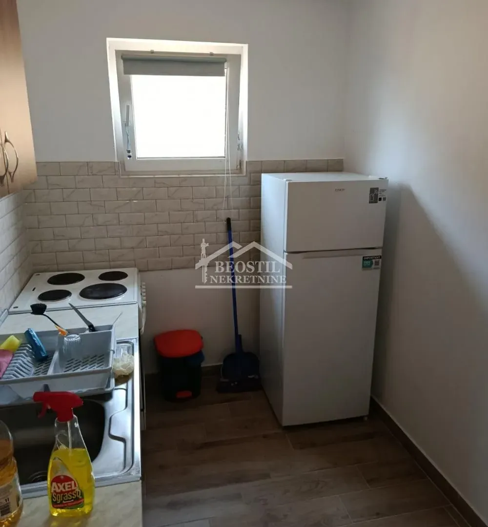 Rent, three bedroom apartment, 60m², Zvezdara Sve Podlokacije, Beograd