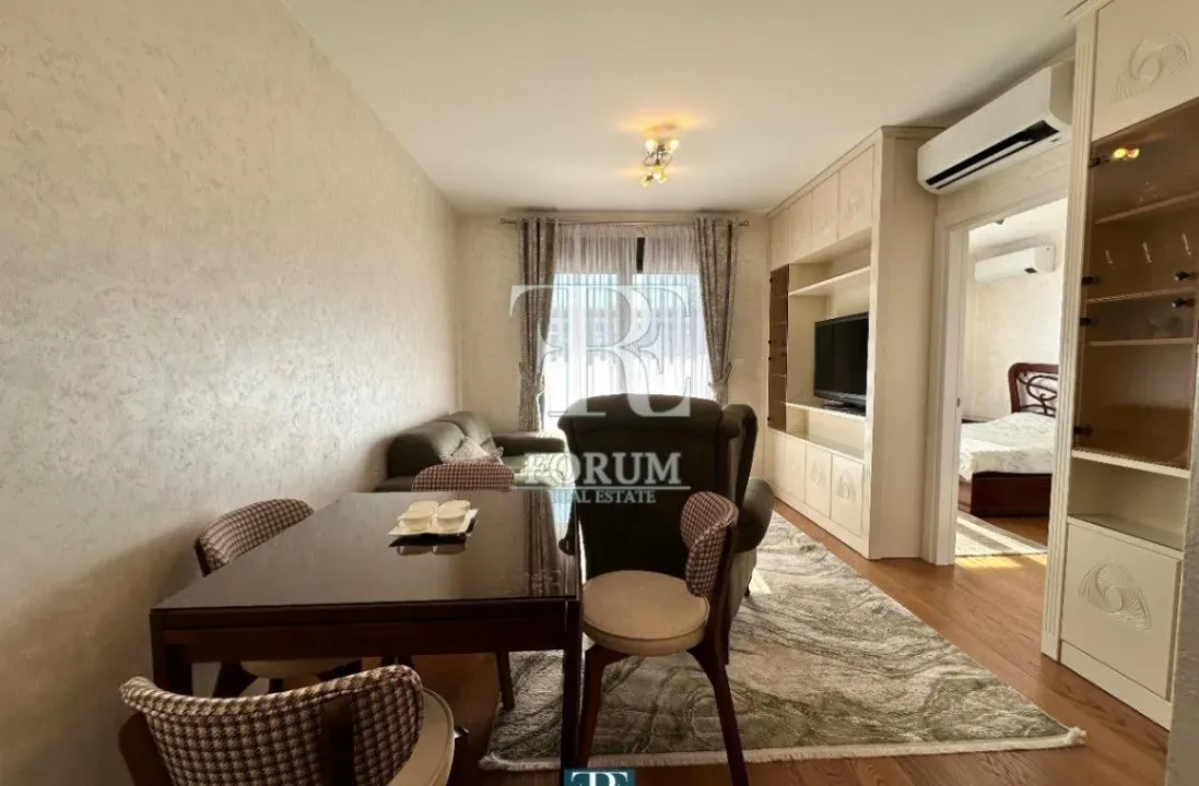 Izdavanje, jednosoban stan, 50m², Tološka šuma, Podgorica