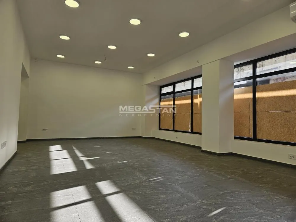 Prodaja, poslovni prostor, 147m², Vračar Sve Podlokacije, Beograd