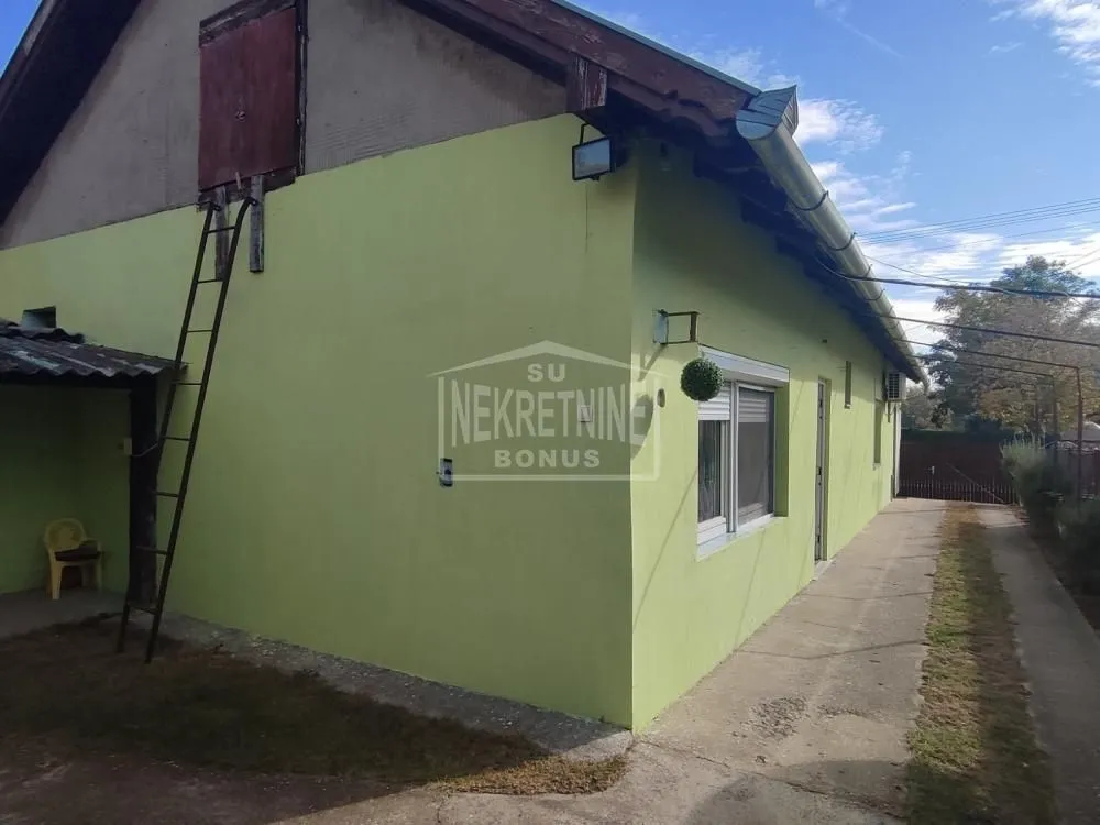 Prodaja, kuća, 100m², Zorka, Subotica
