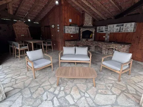 Izdavanje, kuća, 330m², Zeta, Podgorica - image 6