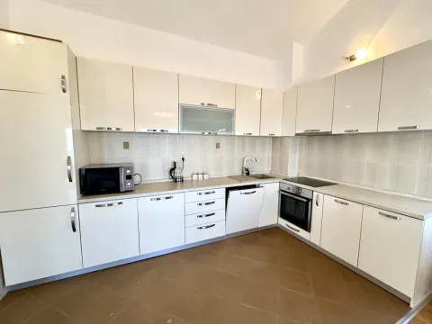 Sale, two bedroom apartment, 105m², Petrovac, Budva - image 10