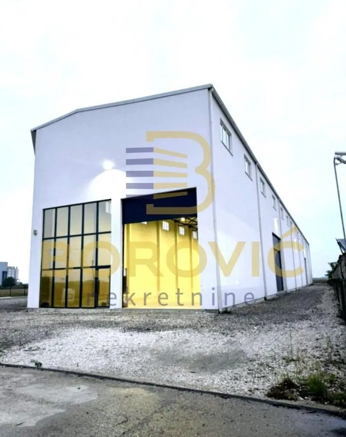 Prodaja, poslovni prostor, 1483m², Šimanovci, Pećinci