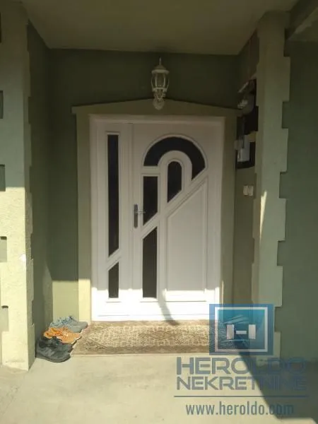 Sale, house, 250m², Voljavče, Jagodina