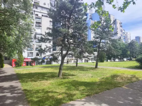 Office Space for Sale, 41m2, Blok 5, Podgorica Office Space for Sale, 41m2, Blok 5, Podgorica