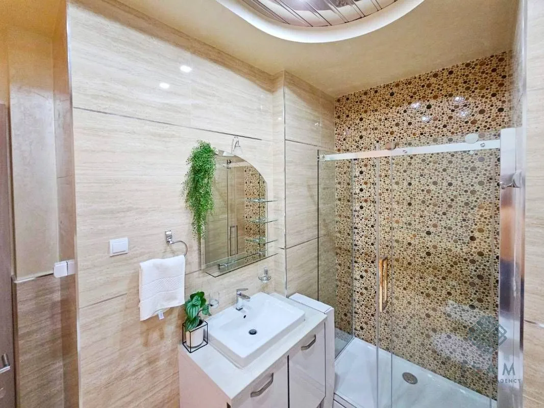 Sale, three bedroom apartment, 117m², Centar, Budva