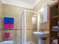 Sale, studio apartment, 37m², Rafailovići, Budva - image 11