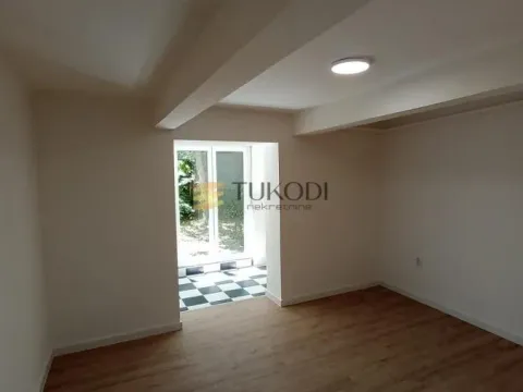 Prodaja, jednosoban stan, 36m², Stari grad, Novi Sad - image 2
