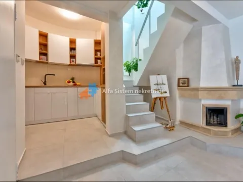 Izdavanje, dvosoban stan, 60m², Stari Grad, Beograd - image 4