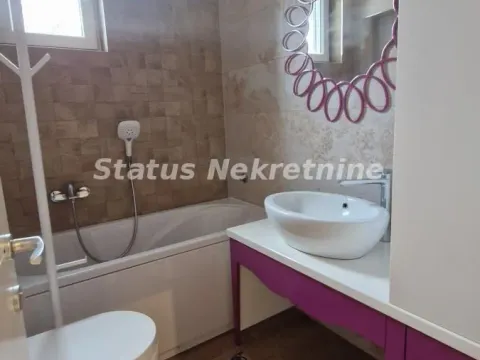 Prodaja, četvorosoban stan, 113m², Centar, Novi Sad - image 17
