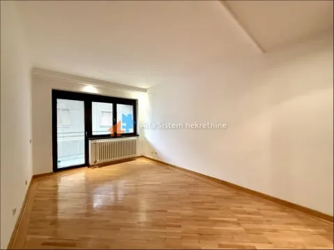 Izdavanje, poslovni prostor, 147m², Kalenić Pijaca, Vračar Sve Podlokacije - image 20