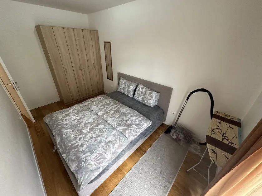 Rent, one bedroom apartment, 42m², Central Point, Podgorica