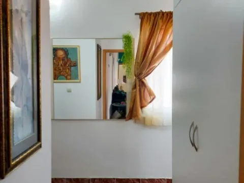 Izdavanje, jednosoban stan, 55m², Tološi, Podgorica - image 6