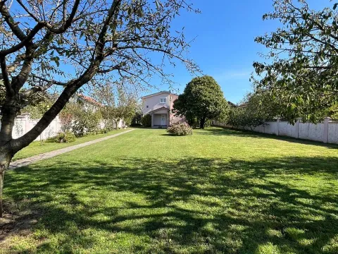 Rent, house, 350m², Donji Kokoti, Podgorica - image 11