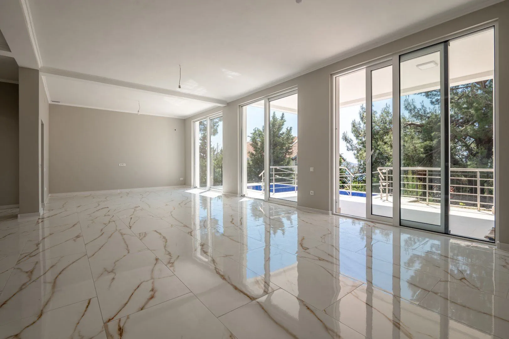 Sale, house, 210m², Zeleni Pojas, Bar