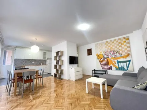 Rent, two bedroom apartment, 61m², Kalenić Pijaca, Vračar Sve Podlokacije - image 3