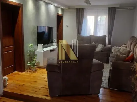 Prodaja, kuća, 102m², Cara Dušana, Novi Sad Sve Podlokacije - image 3