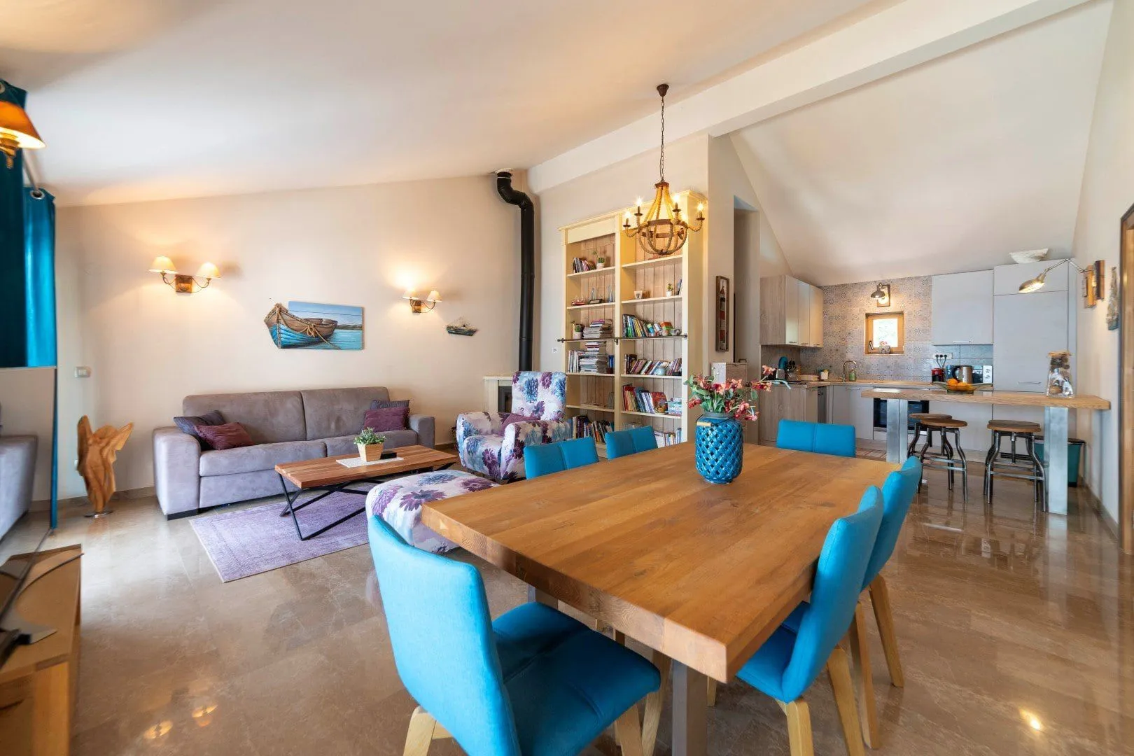 Prodaja, dvosoban stan, 112m², Dobrota, Kotor