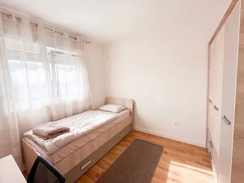 Rent, two bedroom apartment, 60m², Pobrežje, Podgorica - image 13