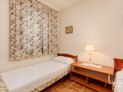 Sale, two bedroom apartment, 84m², Kostanjica, Kotor - image 8