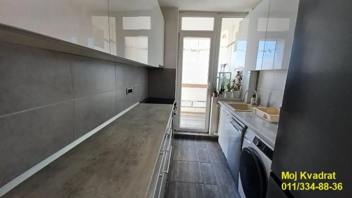 Prodaja, dvosoban stan, 62m², Zemun Sve Podlokacije, Beograd