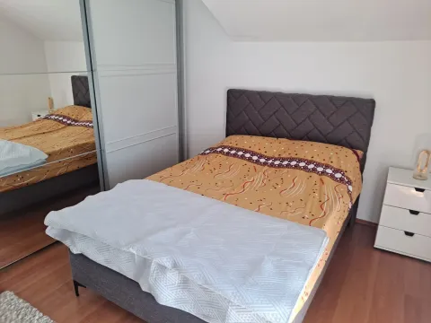 Rent, three bedroom apartment, 130m², Stari Aerodrom, Podgorica - image 15